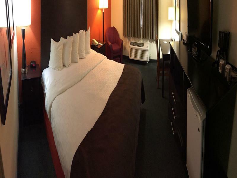 Sleep Inn & Suites Salina I-135 Экстерьер фото